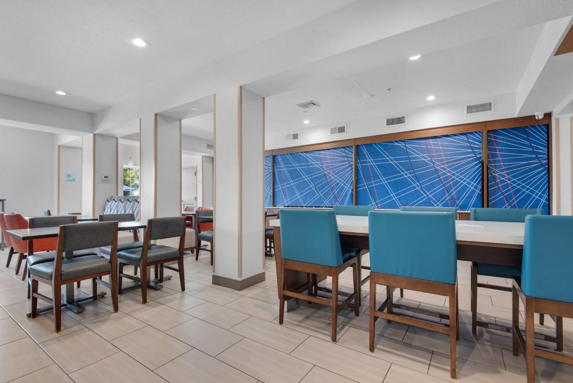 Holiday Inn Express Destin E - Commons Mall Area By Ihg Buitenkant foto